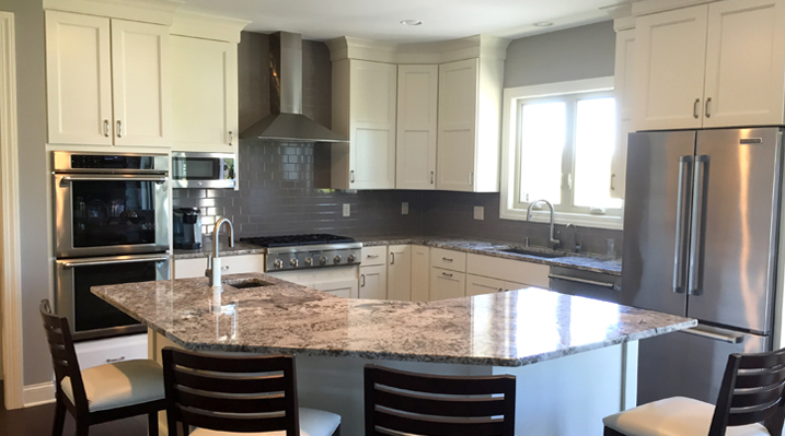Iulianelli Custom Homes Hartford Model kitchen