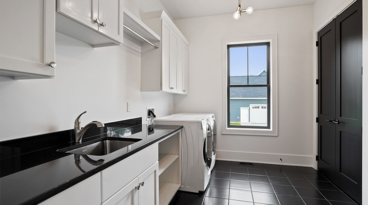 ICH Builders Canal Winchester Ohio residence custom build laundry room