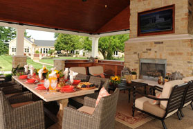 Pickerington remodel — outdoor patio area by Iulianelli Custom Homes