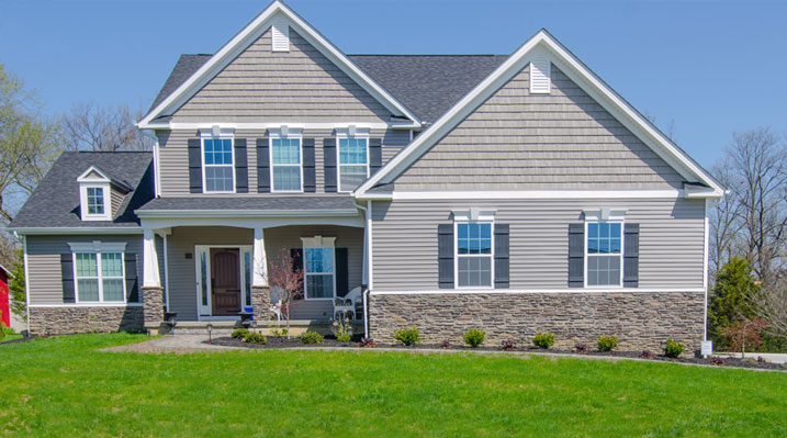 Iulianelli Custom Homes London Model A  showing front of house