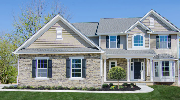 Iulianelli Custom Homes Oakland Model front view of house and lawn