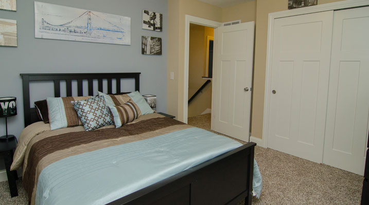 Iulianelli Custom Homes Belmont Model upstairs bedroom