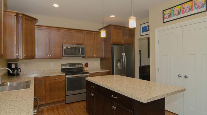 Iulianelli Custom Homes Belmont Model kitchen with freestanding kitchen island