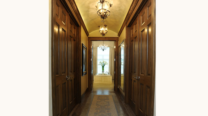 Iulianelli Custom Homes Pickerington Remodel hallway